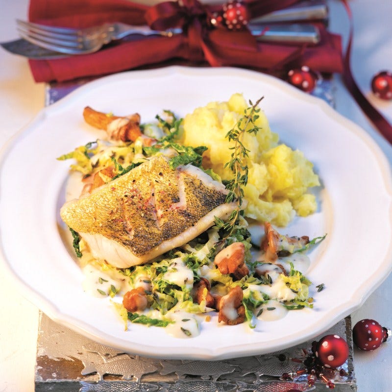 Photo de Filet de sandre et chou vert au cava et chanterelles prise par WW