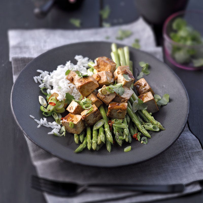 Marinierter Tofu mit Thai-Spargel