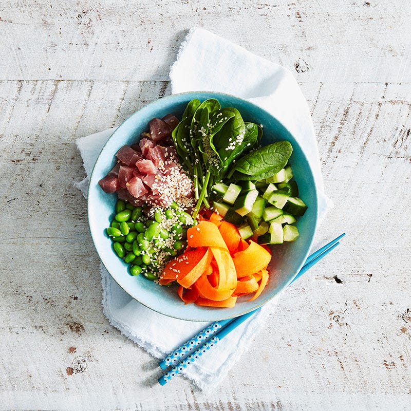Sesame tuna poke bowl