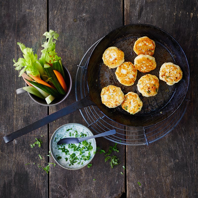 Photo de Burger de poisson et sauce aux herbes prise par WW