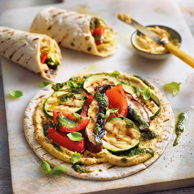 Wraps met gegrilde groenten en hummus