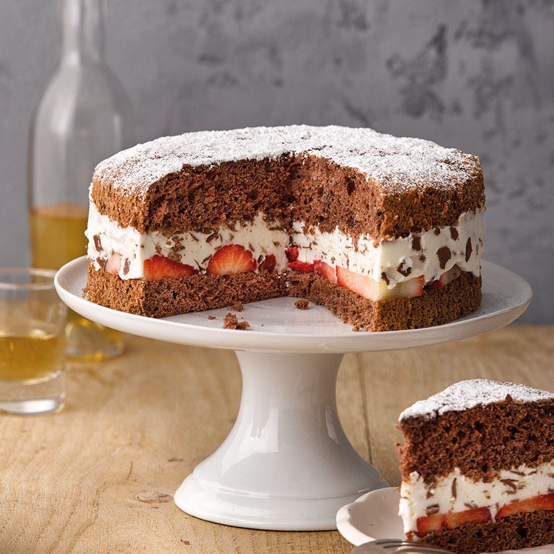 Erdbeer-Stracciatella-Torte