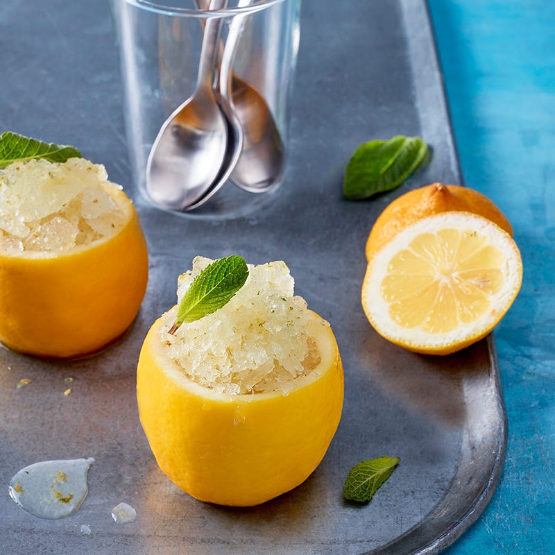 Erdbeer-Sorbet mit Zitronenthymian