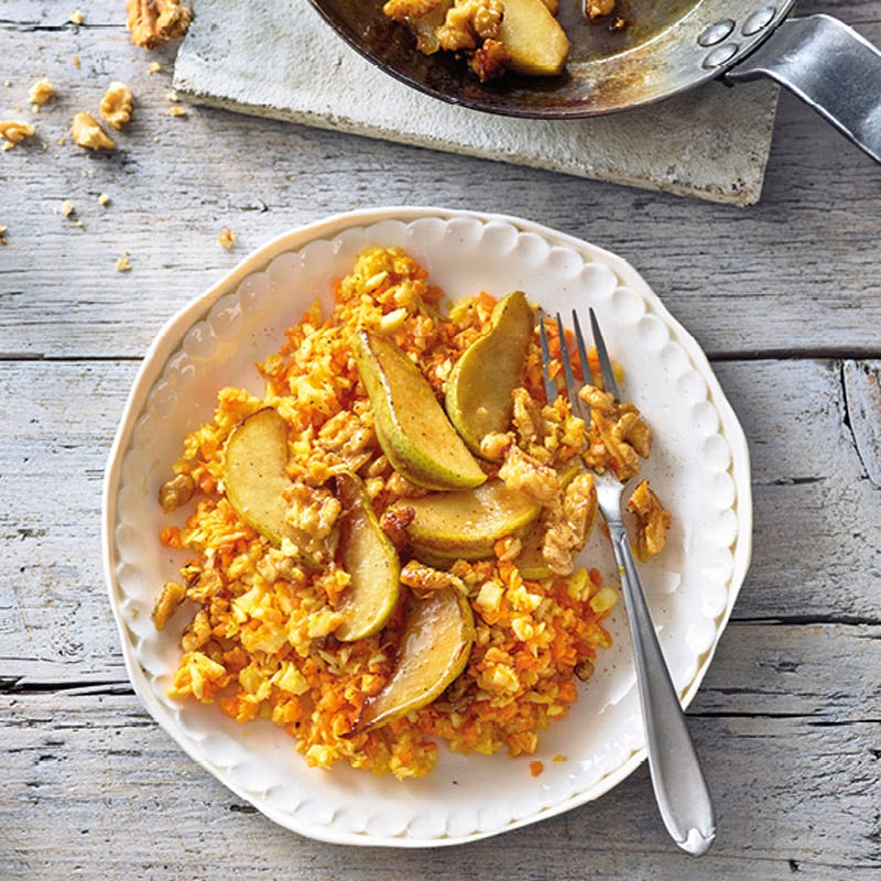 Wurzelgemüse-Rohkost-Salat mit Walnüssen