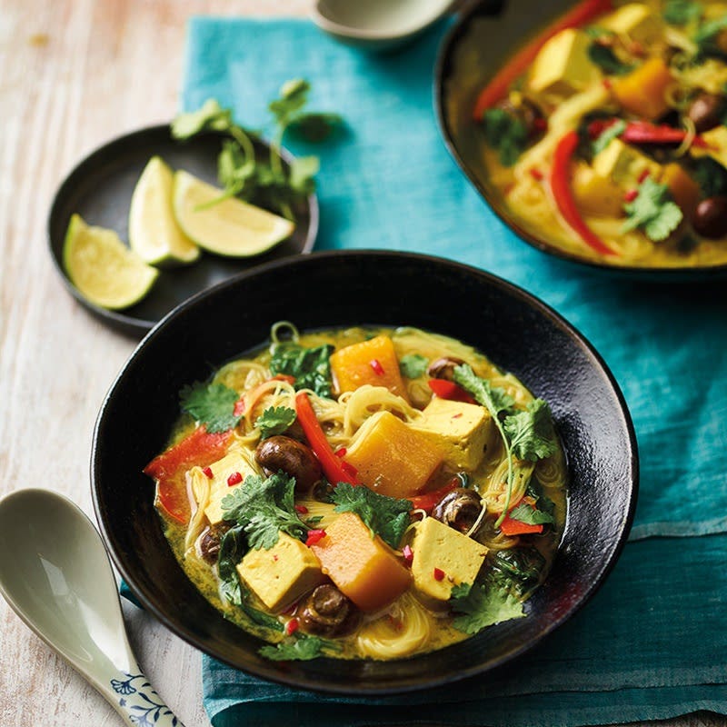 Goldenes Curry mit Tofu
